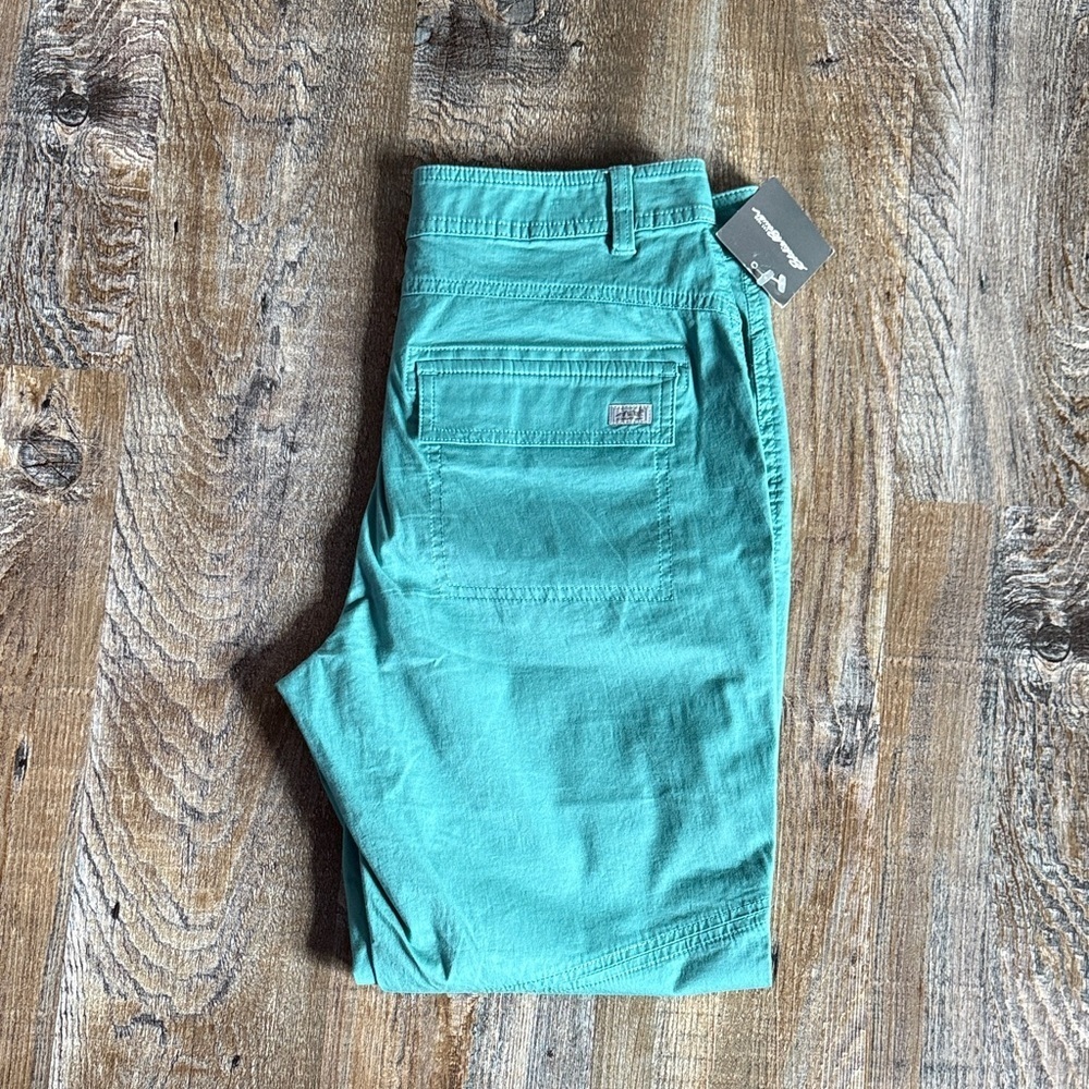 Eddie Bauer | Cityscape Ankle Pant in Reef